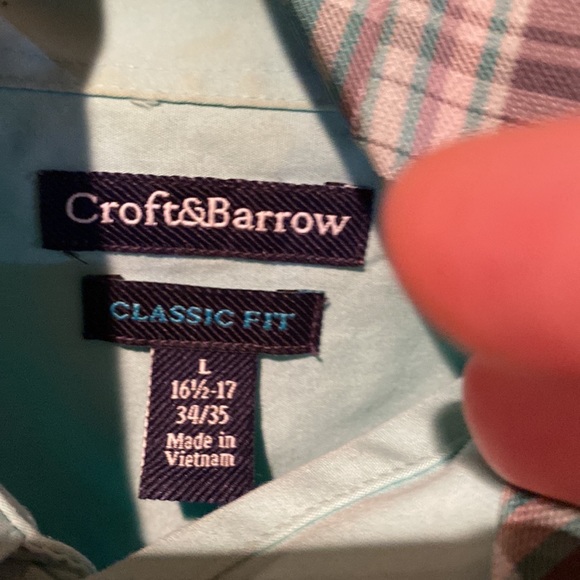 Men’s dress shirt with tie. Worn once - Picture 2 of 3